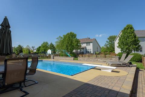 2124 Colonial St, Aurora, IL 60503 photo 28