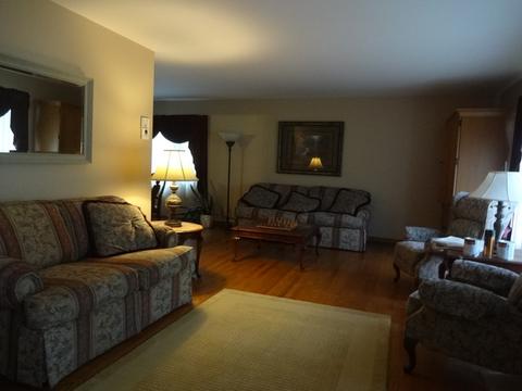 229 Gingerbrook Ln, Bartlett, IL 60103 photo 3