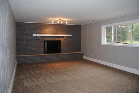 17837 Locust St, Lansing, IL 60438 photo 18