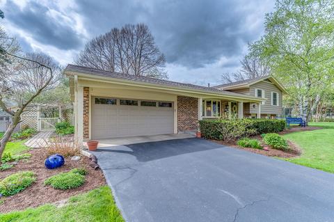 320 Suffield Ct, Geneva, IL 60134 photo 3