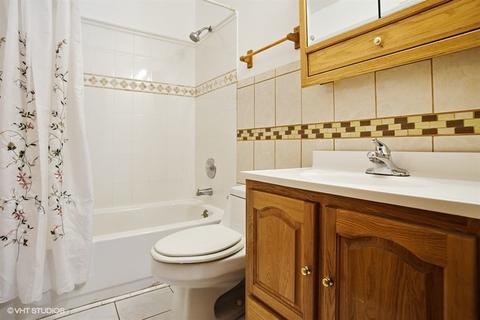 656 Springfield Ct, Roselle, IL 60172 photo 5