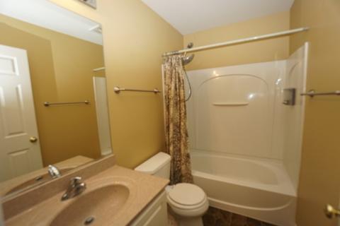 1040 Larkspur Ct, Pingree Grove, IL 60140 photo 14