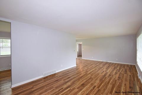 1955 Swarthmore Dr, Aurora, IL 60506 photo 3