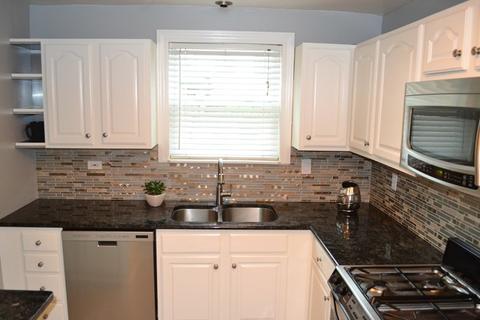1115 S 3rd Ave, Des Plaines, IL 60016 photo 11