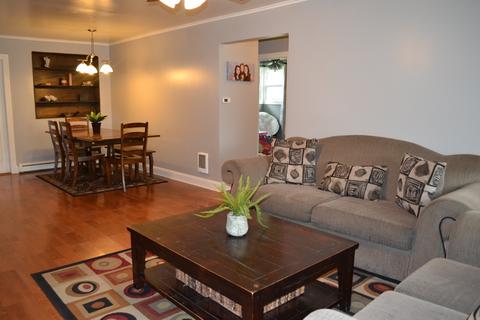 1115 S 3rd Ave, Des Plaines, IL 60016 photo 2