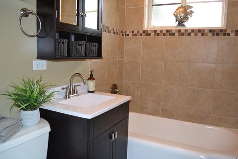 1115 S 3rd Ave, Des Plaines, IL 60016 photo 24