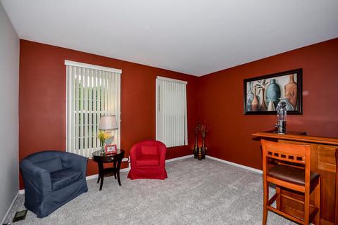 1470 Pheasant Trail Ct, Hoffman Estates, IL 60192 photo 9