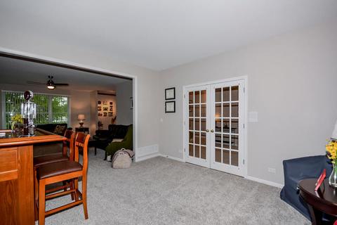 1470 Pheasant Trail Ct, Hoffman Estates, IL 60192 photo 8
