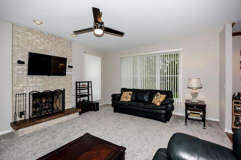 1470 Pheasant Trail Ct, Hoffman Estates, IL 60192 photo 14