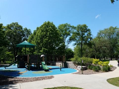 610 Crest St, Wheaton, IL 60187 photo 25