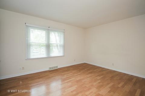 35 W925 David Dr, Elgin, IL 60123 photo 6