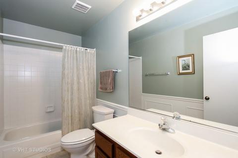 2569 Eldorado Ln, Naperville, IL 60564 photo 10