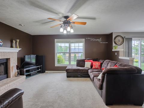 3203 Edward Hoffman Dr, Champaign, IL 61822 photo 6