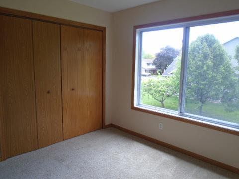 421 E 6th St, Belvidere, IL 61008 photo 15