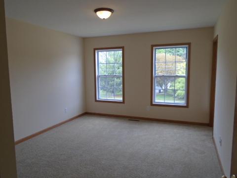 421 E 6th St, Belvidere, IL 61008 photo 12