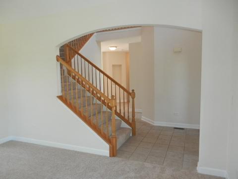 6208 Carmel Dr, Plainfield, IL 60586 photo 2
