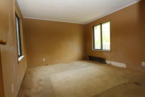 1111 W Violet Dr, Holiday Hills, IL 60051 photo 6