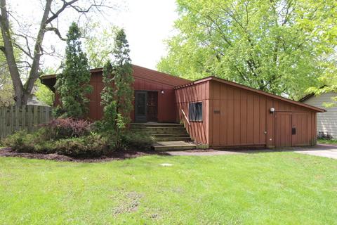 1111 W Violet Dr, Holiday Hills, IL 60051 photo 1