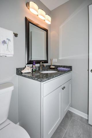 580 Northview Ln, Hoffman Estates, IL 60169 photo 15