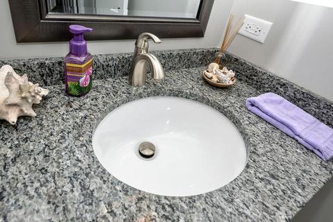 580 Northview Ln, Hoffman Estates, IL 60169 photo 18