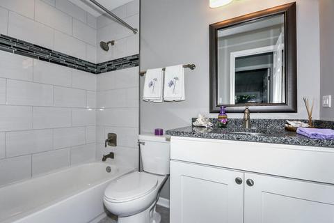 580 Northview Ln, Hoffman Estates, IL 60169 photo 13