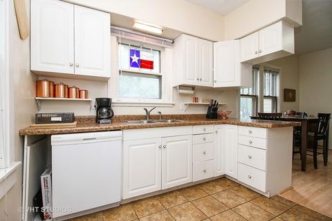 990 S Lincoln Ave, Kankakee, IL 60901 photo 3