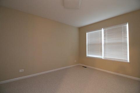 857 Linden Cir, Hoffman Estates, IL 60169 photo 9