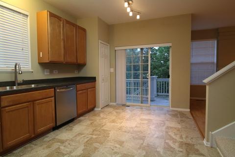 857 Linden Cir, Hoffman Estates, IL 60169 photo 5