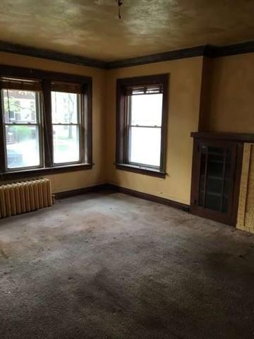 704 E 88th Pl, Chicago, IL 60619 photo 2