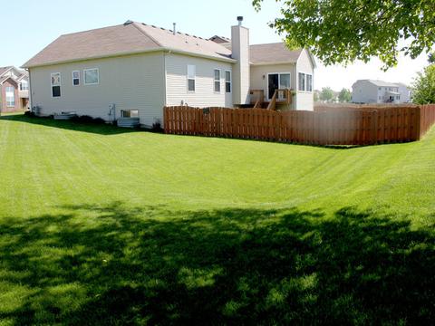 2390 Mayfield Dr, Montgomery, IL 60538 photo 18