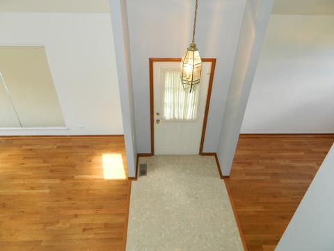 4597 Jade Ln, Hoffman Estates, IL 60192 photo 4