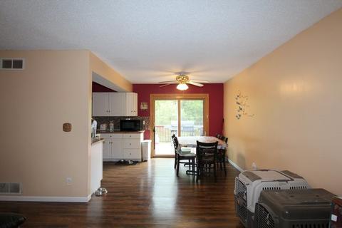 4315 Prairie Ave, Mchenry, IL 60050 photo 3