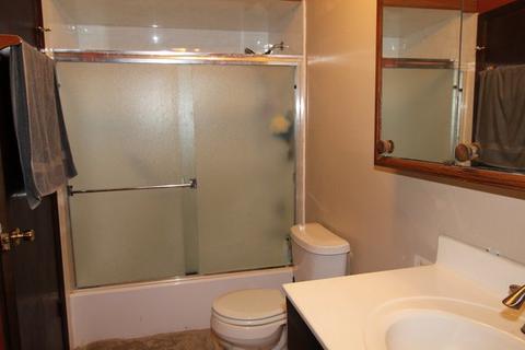 4315 Prairie Ave, Mchenry, IL 60050 photo 7