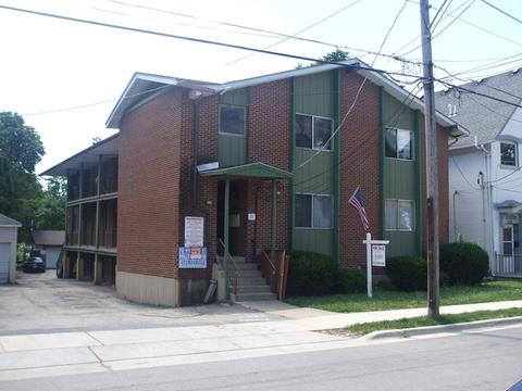 319 Locust St, Elgin, IL 60123 photo 1
