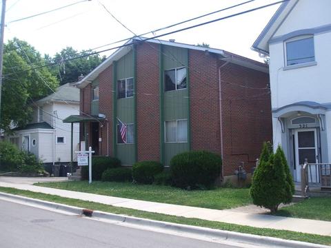 319 Locust St, Elgin, IL 60123 photo 2