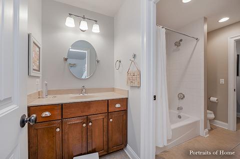905 Parkway Dr, Wheaton, IL 60187 photo 24