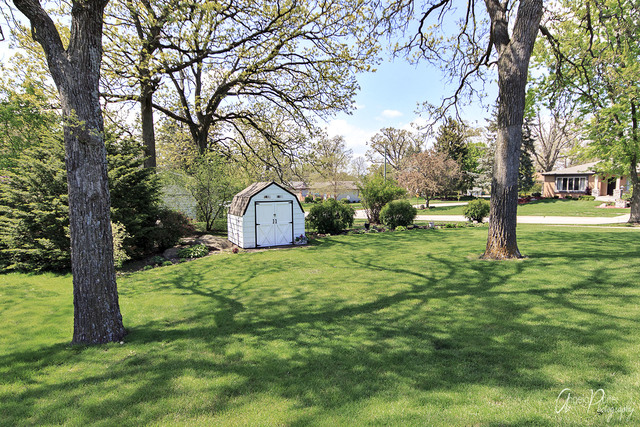 923 Royal Dr, Mchenry, IL 60050 photo 5