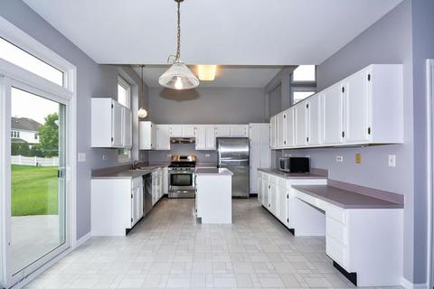 2000 Ridgefield Ave, Algonquin, IL 60102 photo 9