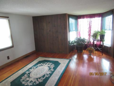 520 E Mckenney St, Dixon, IL 61021 photo 6
