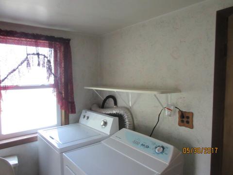 520 E Mckenney St, Dixon, IL 61021 photo 9