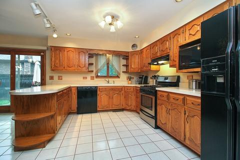 315 Richton Rd, Steger, IL 60475 photo 5