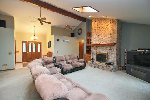 315 Richton Rd, Steger, IL 60475 photo 2