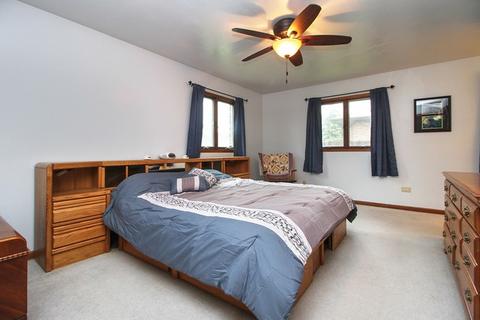 315 Richton Rd, Steger, IL 60475 photo 9