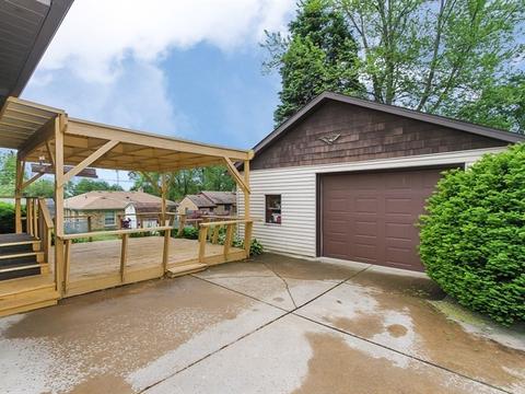 815 Orange St, Elgin, IL 60123 photo 22