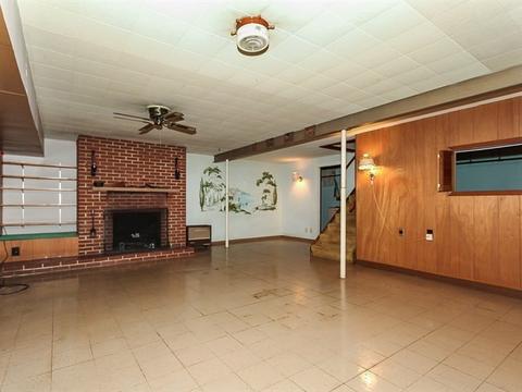 815 Orange St, Elgin, IL 60123 photo 16