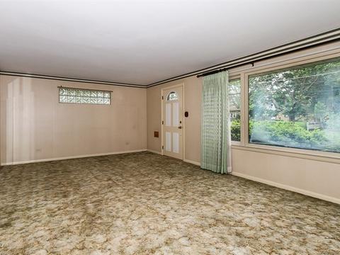815 Orange St, Elgin, IL 60123 photo 5