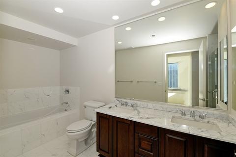 60 E Monroe St #1702, Chicago, IL 60603 photo 9