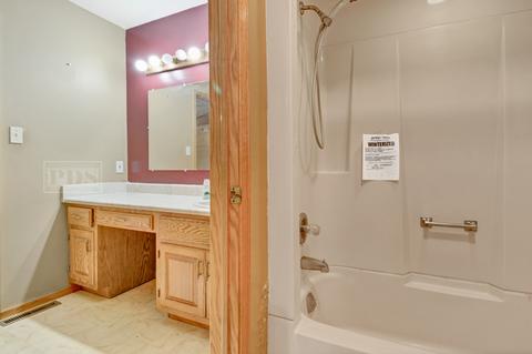 850 E Harper Dr, Morris, IL 60450 photo 21