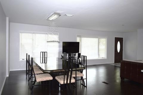 495 Northview Ln, Hoffman Estates, IL 60169 photo 13