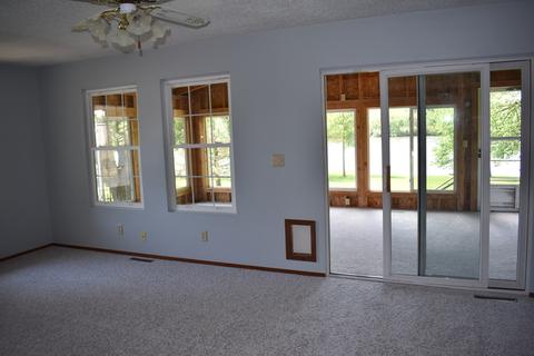 1667 Brandywine Ln, Dixon, IL 61021 photo 8
